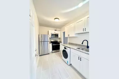 1152 N Lawndale Avenue #3, Chicago, IL 60651 - Photo 2