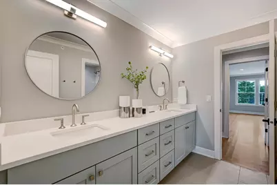 129 Harding Court, Glen Ellyn, IL 60137 - Photo 28