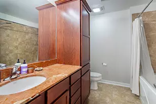 1228 W Monroe St, Chicago, IL 60607 - Photo 12