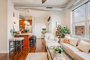 1228 W Monroe St, Chicago, IL 60607 - Photo 4