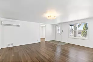 612 S Webster St, Aurora, IL 60505 - Photo 6