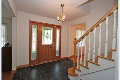 2405 E Miner Street, Arlington Heights, IL 60004 - Photo 4