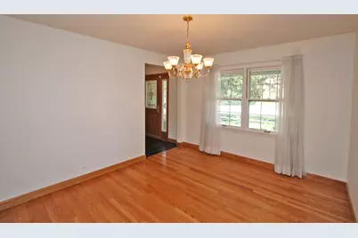 2405 E Miner Street, Arlington Heights, IL 60004 - Photo 10