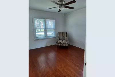 9135 S 53rd Avenue, Oak Lawn, IL 60453 - Photo 8
