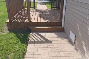 9135 S 53rd Ave, Oak Lawn, IL 60453 - Photo 2