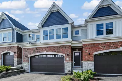 133 Harding Court, Glen Ellyn, IL 60137 - Photo 2