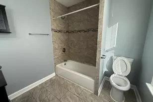 9738 S Ave L, Chicago, IL 60617 - Photo 8