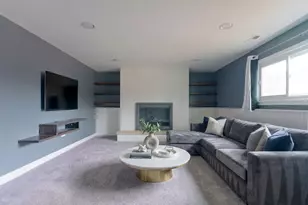 1100 Potter Rd, Park Ridge, IL 60068 - Photo 34