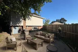 1100 Potter Rd, Park Ridge, IL 60068 - Photo 38