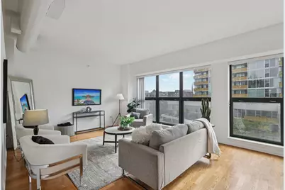 807 Davis Street #403, Evanston, IL 60201 - Photo 4