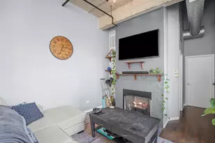 758 N Larrabee St, Chicago, IL 60610 - Photo 6