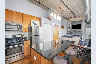 758 N Larrabee Street #826, Chicago, IL 60610 - Photo 4