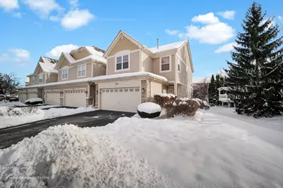 369 Vaughn Circle, Aurora, IL 60502 - Photo 2