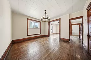 108-110 E Iroquois St, Freeport, IL 61032 - Photo 6