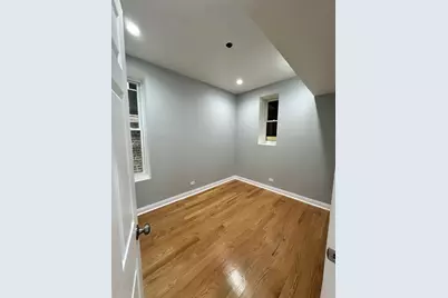 2002 W 21st Place #GDN, Chicago, IL 60608 - Photo 8