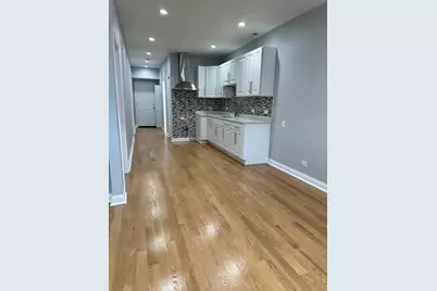 2002 W 21st Place #GDN, Chicago, IL 60608 - Photo 2