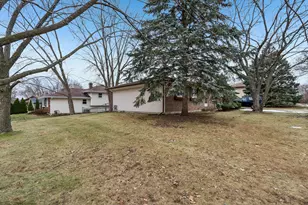 641 Winthrop Ave, Glendale Heights, IL 60139 - Photo 18