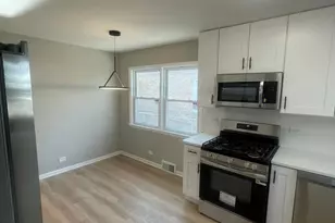 654 W 111th St, Chicago, IL 60628 - Photo 8