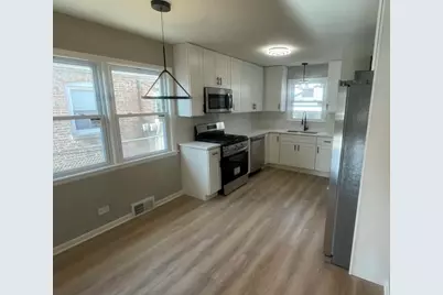 654 W 111th Street, Chicago, IL 60628 - Photo 10