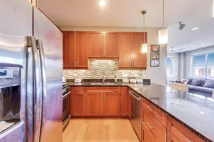 4553 N Magnolia Ave, Chicago, IL 60640 - Photo 8