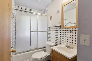 201 N Hinkley Ave, Rockford, IL 61101 - Photo 26