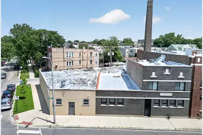 4122 W Grand Avenue, Chicago, IL 60651 - Photo 2