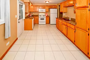 632 Grace Ln, Schaumburg, IL 60193 - Photo 14