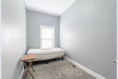 1908 S Sawyer Avenue, Chicago, IL 60623 - Photo 16