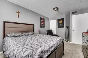 10210 Washington Ave, Oak Lawn, IL 60453 - Photo 14