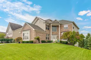 2405 River Hills Ln, Bolingbrook, IL 60490 - Photo 2