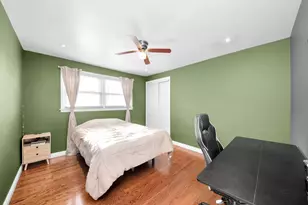 7820 Nagle Ave, Burbank, IL 60459 - Photo 10