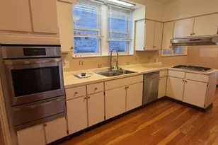 7544 N Oakley Ave, Chicago, IL 60645 - Photo 2