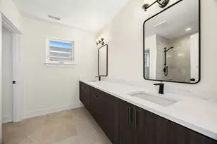 133 E Washington St, Villa Park, IL 60181 - Photo 18