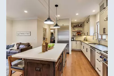 828 Wesley Avenue, Oak Park, IL 60304 - Photo 12