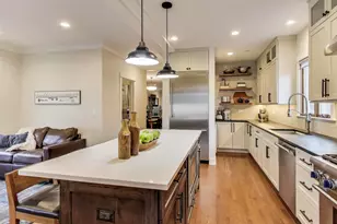 828 Wesley Ave, Oak Park, IL 60304 - Photo 12