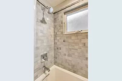 828 Wesley Avenue, Oak Park, IL 60304 - Photo 18