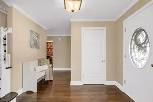 23W070 Mulberry Ln, Glen Ellyn, IL 60137 - Photo 2