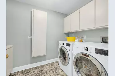 23W070 Mulberry Lane, Glen Ellyn, IL 60137 - Photo 16