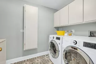 23W070 Mulberry Ln, Glen Ellyn, IL 60137 - Photo 16