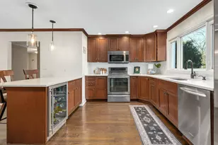 23W070 Mulberry Ln, Glen Ellyn, IL 60137 - Photo 10