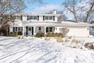 23W070 Mulberry Ln, Glen Ellyn, IL 60137 - Photo 1