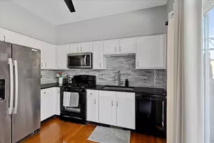 2662 Cesario Dr, Hampshire, IL 60140 - Photo 10