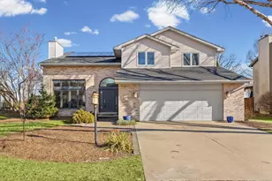 2808 Woodridge Rd, Champaign, IL 61822 - Photo 4