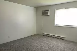 1023 Kuhn Rd, Carol Stream, IL 60188 - Photo 6