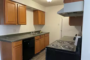 1023 Kuhn Rd, Carol Stream, IL 60188 - Photo 4