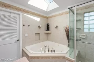 23061 N Apple Hill Ln, Lincolnshire, IL 60069 - Photo 20