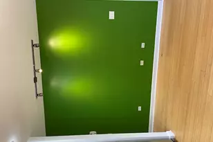 10461 S Corliss Ave, Chicago, IL 60628 - Photo 6