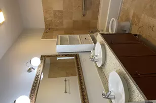 10461 S Corliss Ave, Chicago, IL 60628 - Photo 2