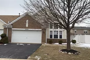 21408 Abbey Ln, Crest Hill, IL 60403 - Photo 2
