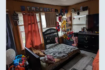 920 Augusta Avenue, Elgin, IL 60120 - Photo 10